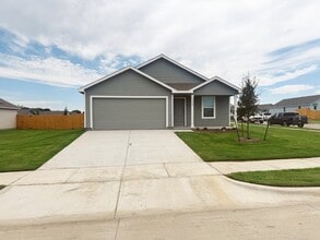 Building Photo - 3612 Chambray Dr