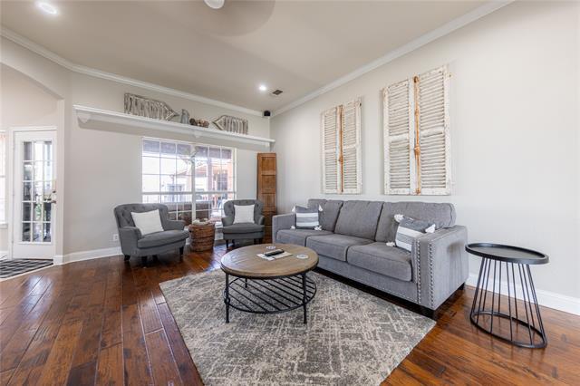 Building Photo - 801 Dickerson Cir