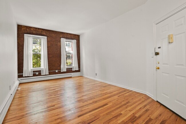 Foto del edificio - 226 1st St