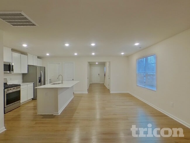 Building Photo - 139 Clairvale Ct