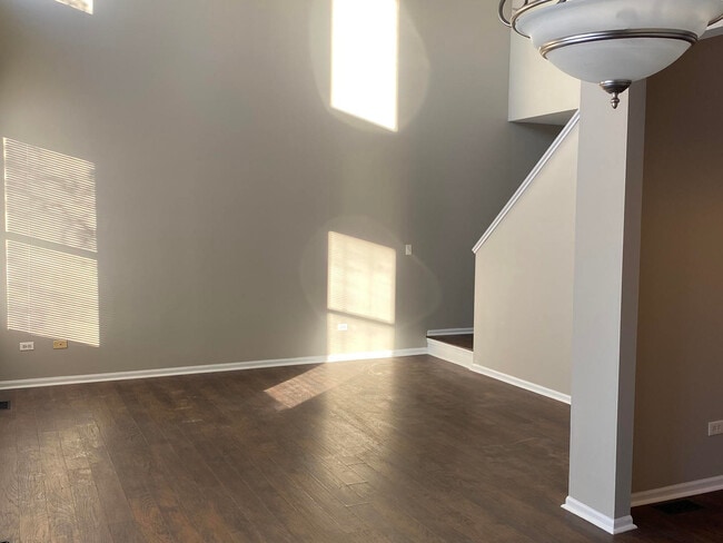 Building Photo - 382 Littleton Trail