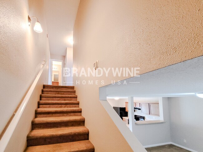 Building Photo - 7799 Birdwood Dr