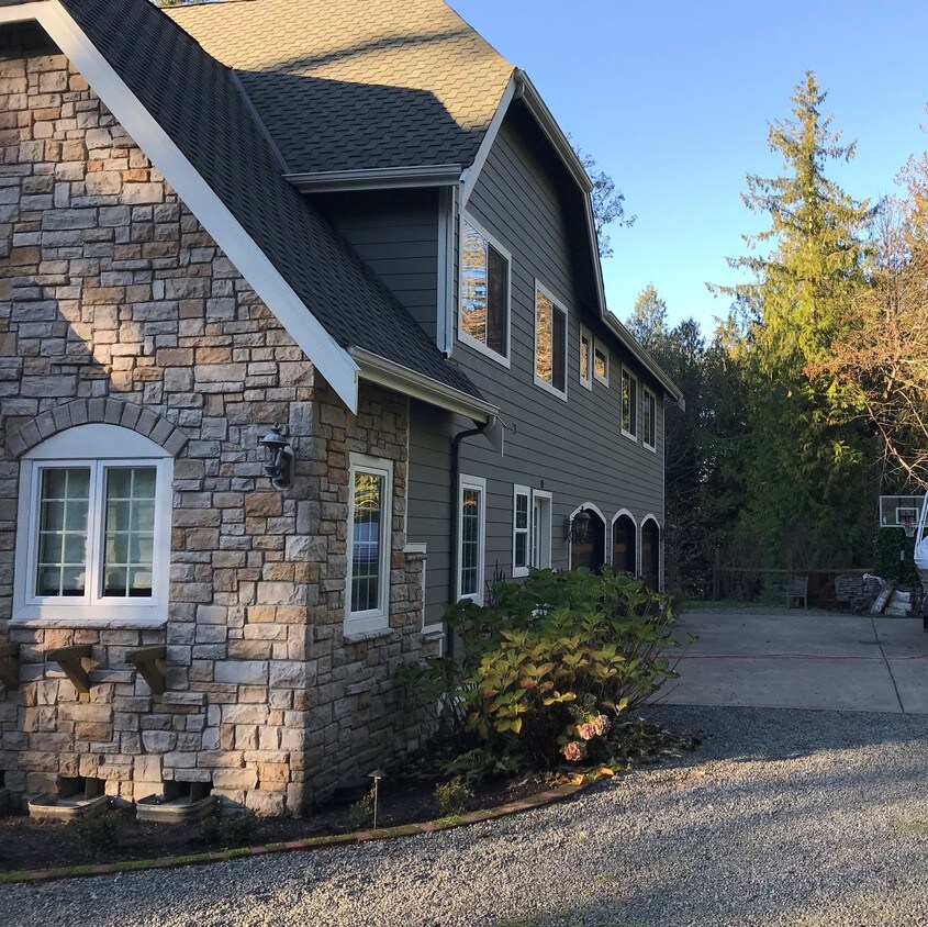 Foto principal - 9094 Kono Rd NE