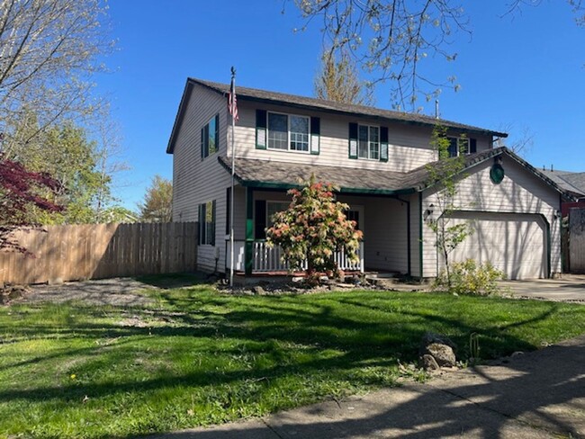 Building Photo - 4-bedroom 2.5 Bath McMinnville OR 97128