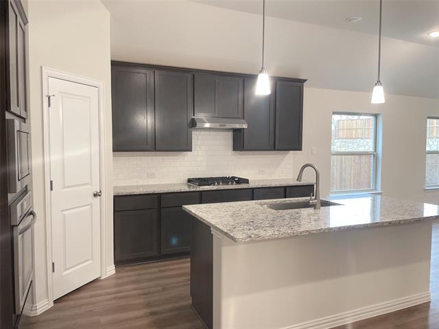 Building Photo - 513 Red Barn Dr