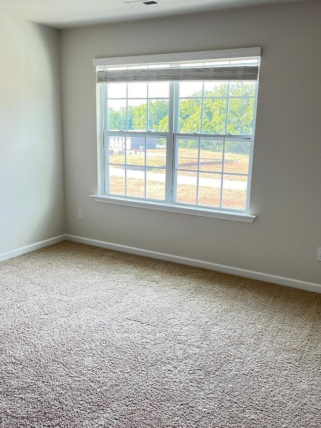 Foto del edificio - 1112 Broholmer Ln