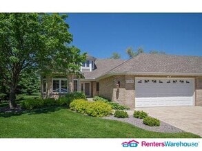 Building Photo - 1215 Silverthorn Ct