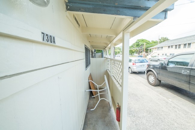 Entry - 730 Piikoi St
