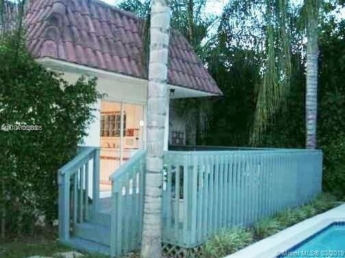 Building Photo - 744 Majorca Ave