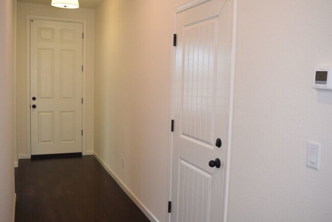 Building Photo - 837 Stage Stop Lp