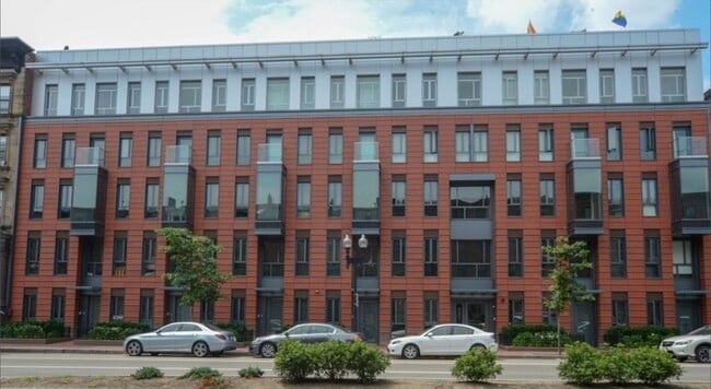 Building Photo - 691 Massachusetts Ave