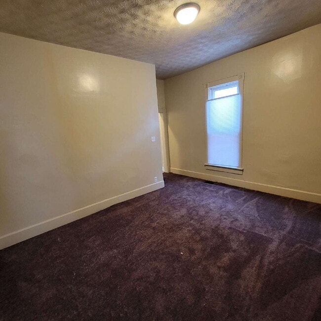 Photo - Spacious 2 Bedroom Home