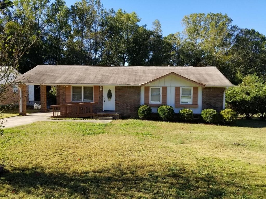 Primary Photo - 1479 Eastgate Rd