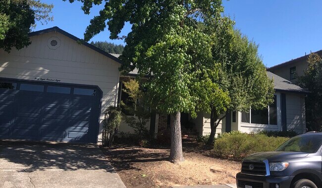 Building Photo - 4808 Westminster Place