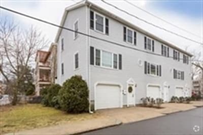 Building Photo - 18 Plainfield St
