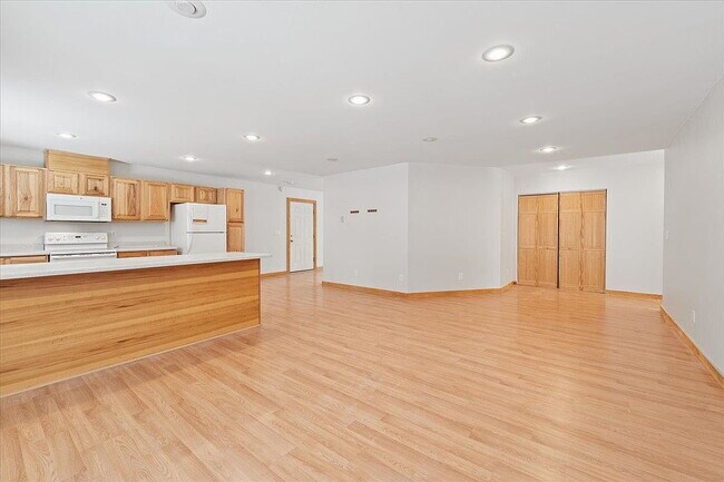 Foto del edificio - Single Family Home For Rent