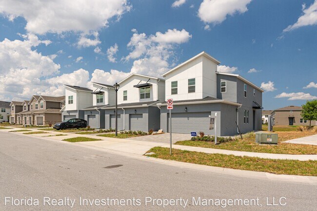 Building Photo - 3 br, 2.5 bath House - 811 Spring Palms Loop