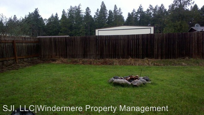 Building Photo - 229 Cessna Ave