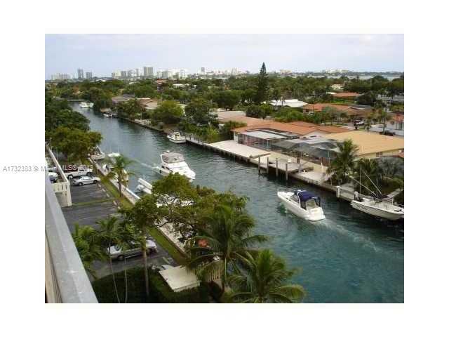 Photo - 2350 NE 135th St (North Miami, FL)