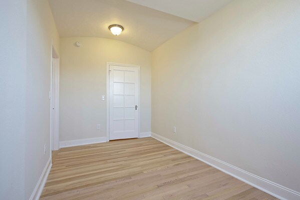 Foto del edificio - 300 Buchanan St