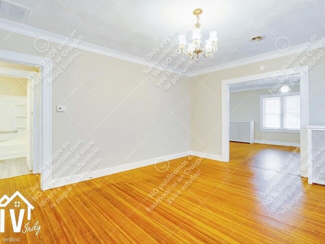 Building Photo - 3 br, 1.5 bath House - 3619 Salem St