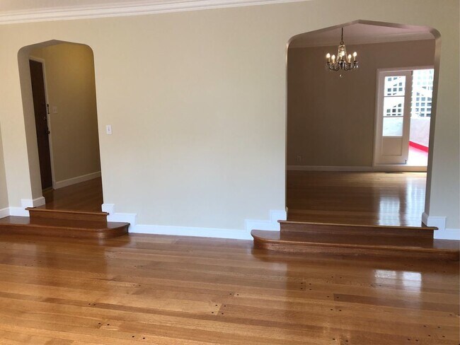 Building Photo - 67 Rossi Ave