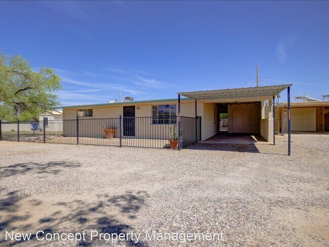 Foto del edificio - 2 br, 1 bath House - 6028 E 32nd St