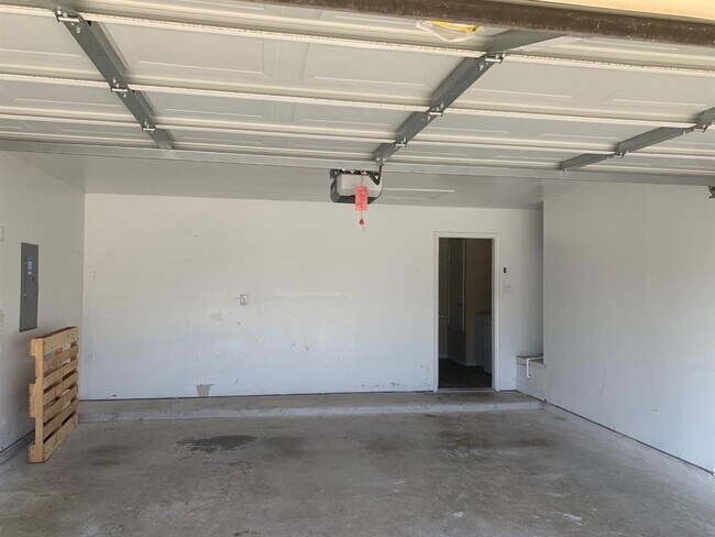 Building Photo - 9113 Quarry Ridge Trail