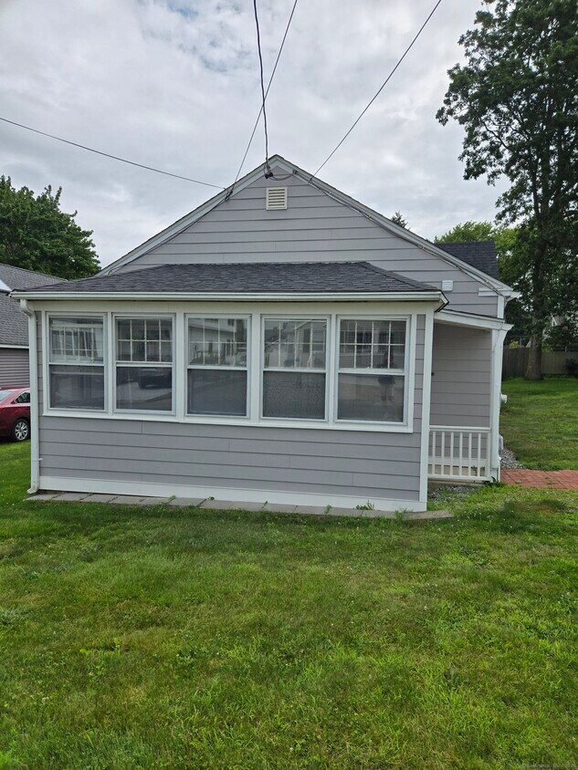 Foto principal - 38 Mohican Rd
