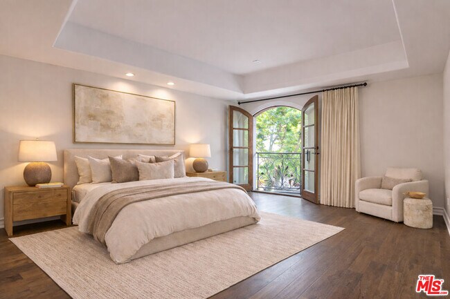 Foto del edificio - 353 S Reeves Dr