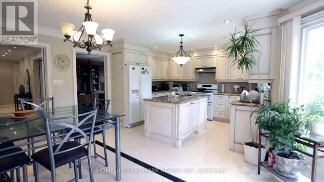 Building Photo - 54 Castleridge Dr