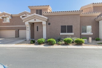 Building Photo - 8001 W Carolina Dr