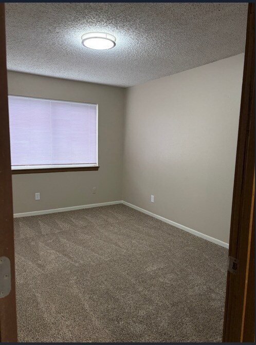 Foto del edificio - Glen Oak Apartments