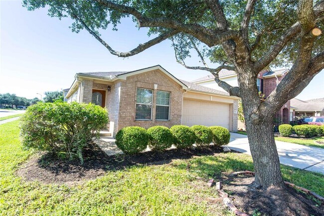 Foto del edificio - 14403 Groveleigh Ln