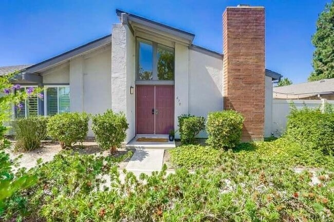 Building Photo - 670 Kumquat Way