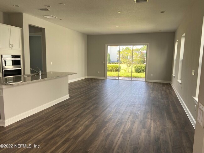 Building Photo - 58 Carousel Dr