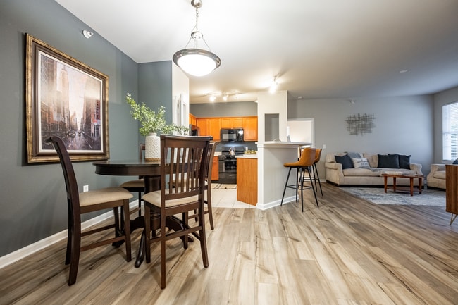 Building Photo - Central Park Apartments