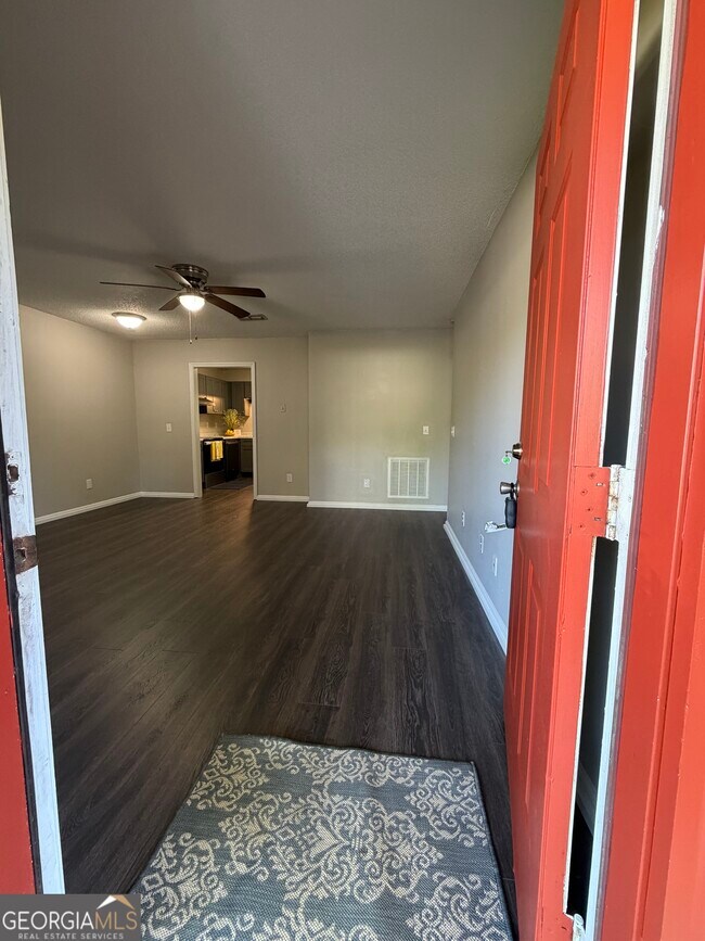 Foto del edificio - 73 Talbot Ct