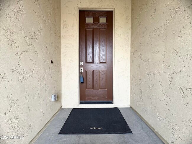 Foto del edificio - 16907 W Holly St