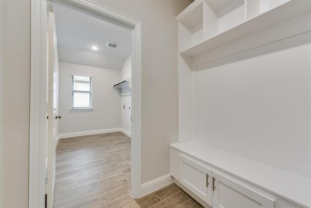 Foto del edificio - 3504 Lillian Ct