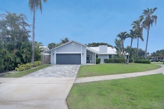 Building Photo - 19 PineHill Trail E