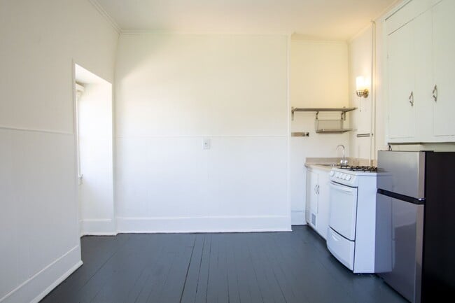 Foto del edificio - Flexible Leases! Corner Single Room in Dar...
