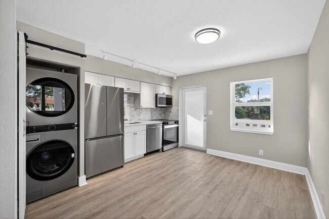 Foto del edificio - 624 Southwind Cir