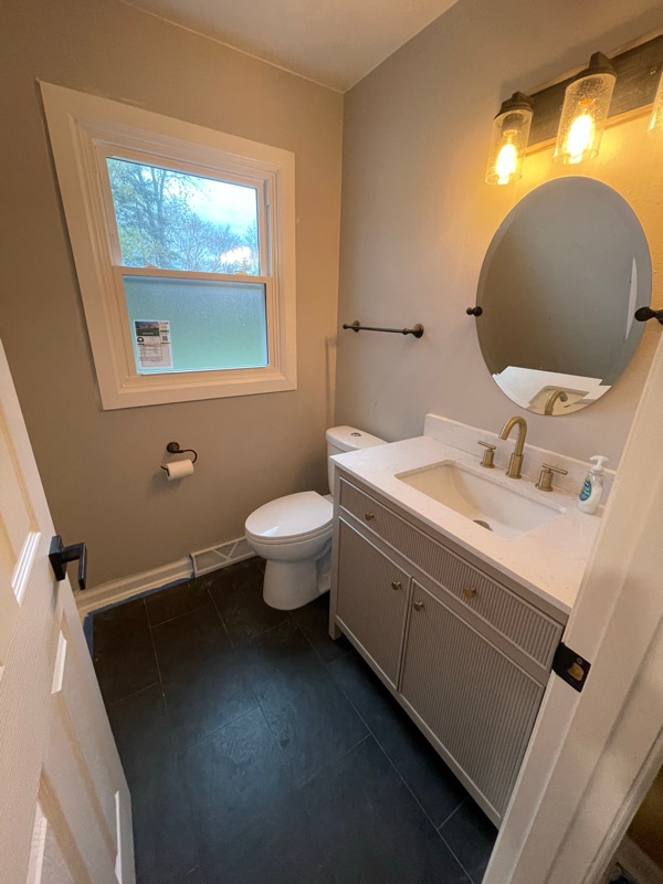 Foto del edificio - 5965 Teakwood Dr