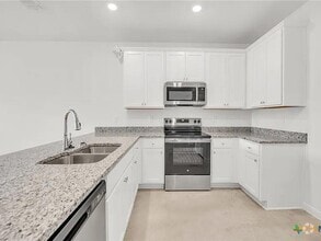 Building Photo - 908 Wax Myrtle Ct