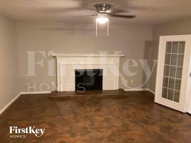 Foto del edificio - 12523 Mill Ridge Dr