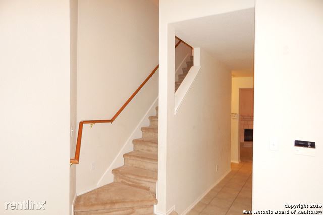 Foto del edificio - 4656 Summit Hill Dr