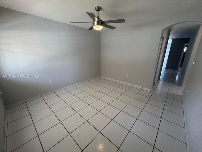 Building Photo - 2421 NW 99th Terrace