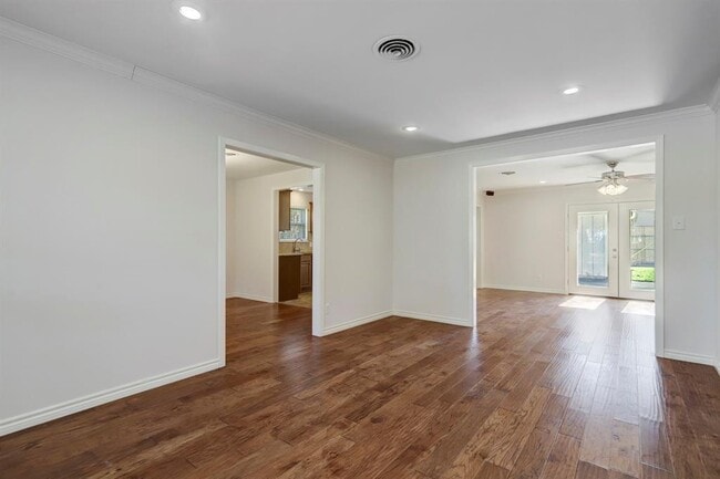 Building Photo - 10403 Raritan Dr