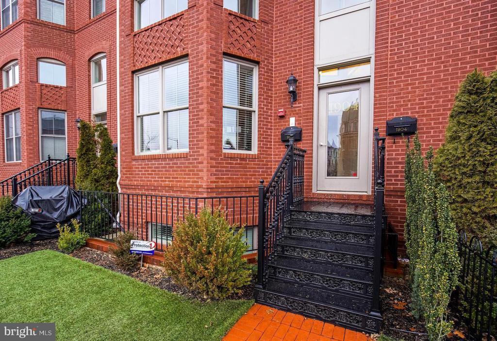 Foto principal - 1904 Vermont Ave NW
